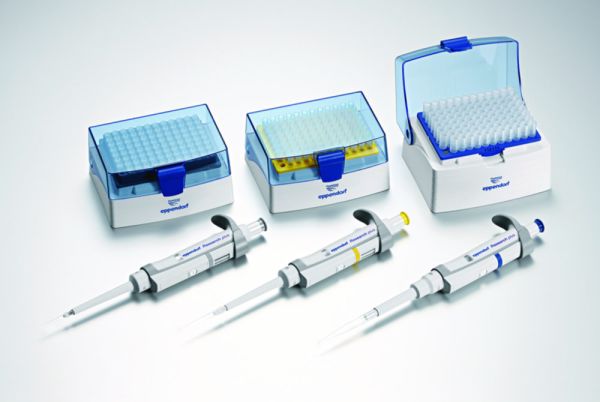 EPPENDORF 3123000918 Research Plus Set Option 2 -  Otomatik Pipet Seti  (20 μl, 200 μl, 1000 μl, ve uçlar)